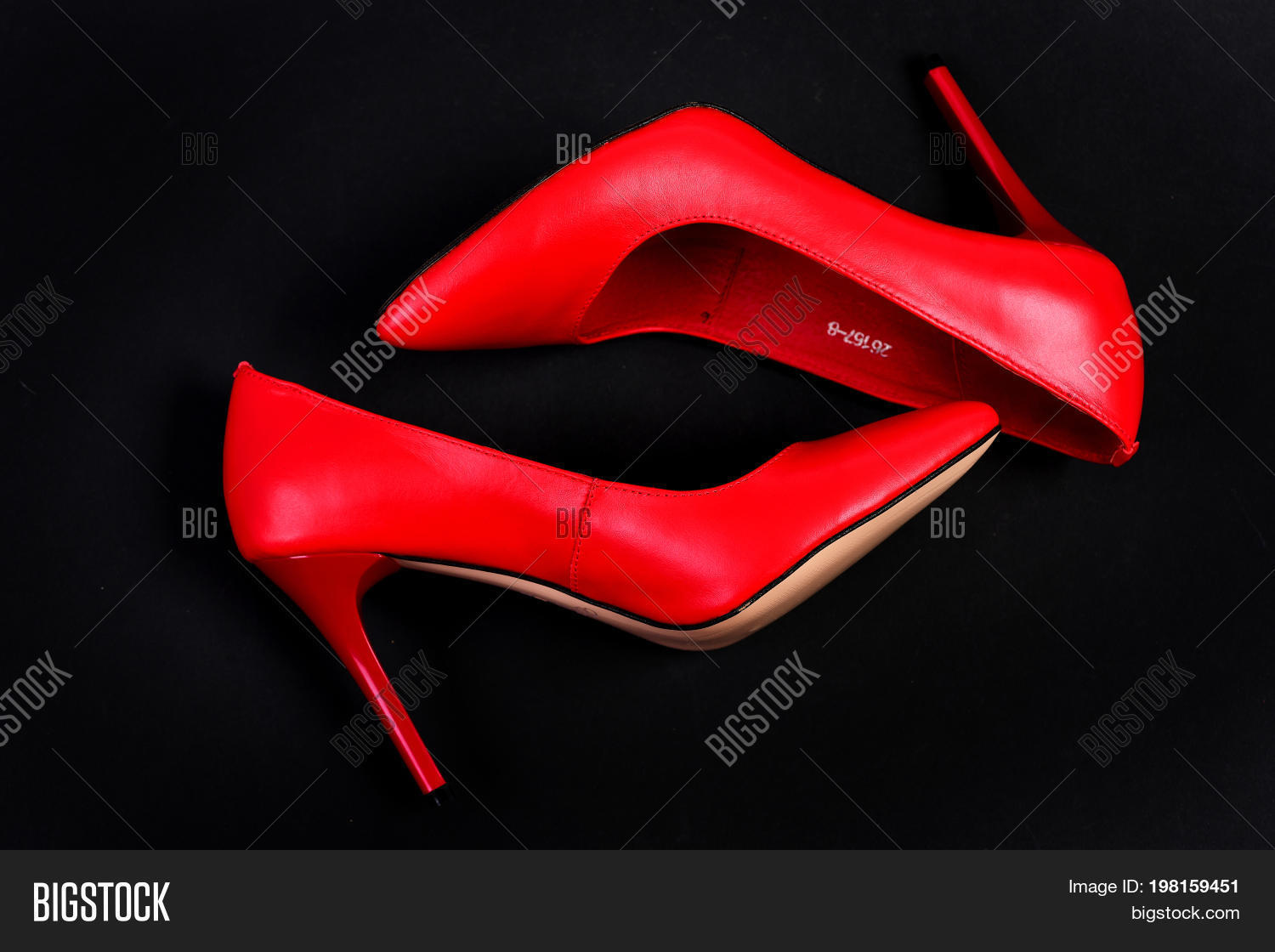 Shoe image